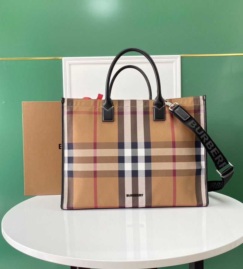 Bv*b*rry shopping bags